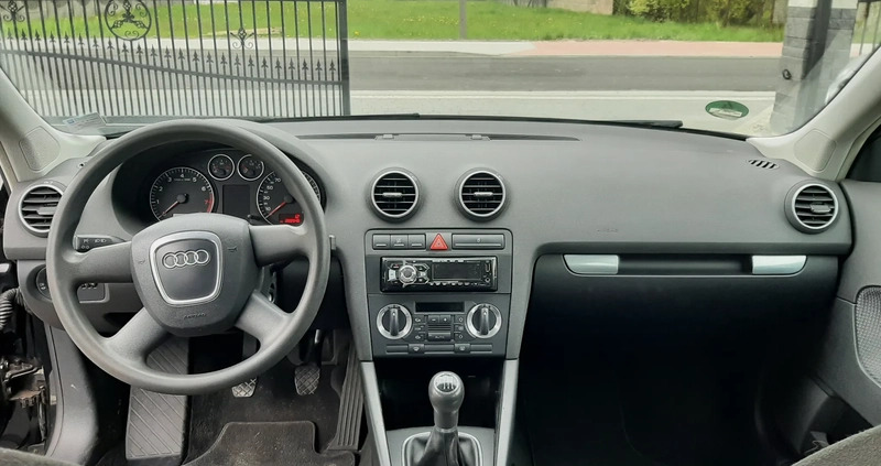 Audi A3 cena 15600 przebieg: 220000, rok produkcji 2005 z Raszków małe 121